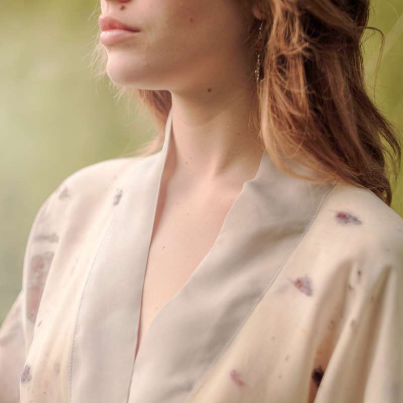 Kimonos artísticos con ramos de boda
